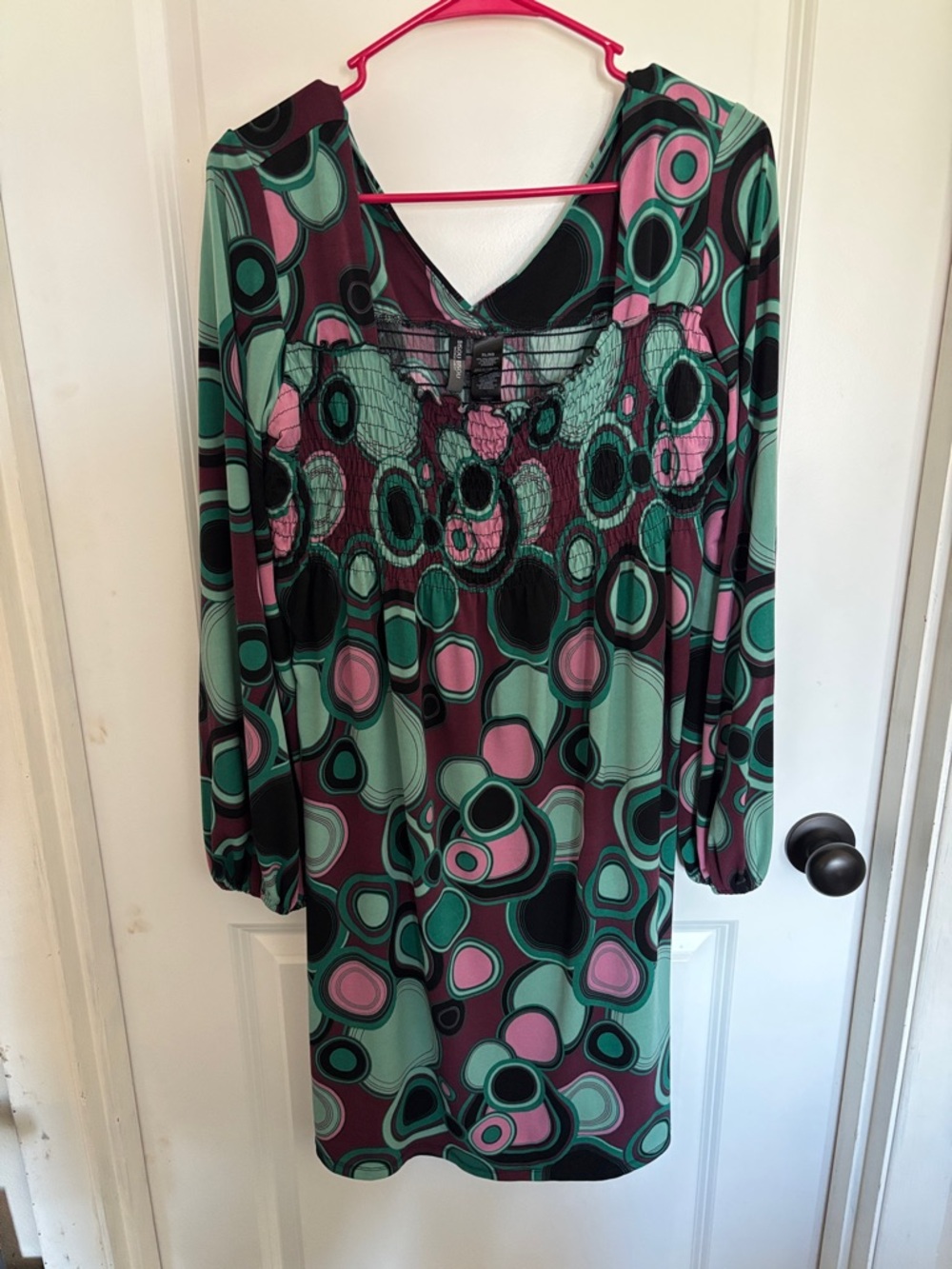 Bisou Bisou Green, Pink & Black Long Sleeve Printed Dress